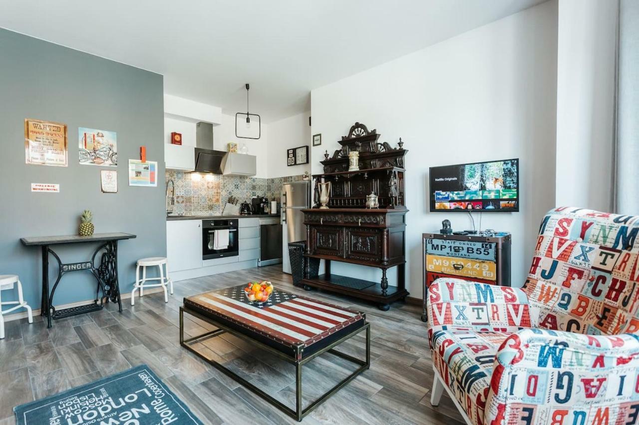 Singer Retro Studio In Kazimierz Krakow Ngoại thất bức ảnh